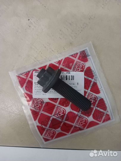 Болт коленвала Transporter T4 abl 1x 1.9d