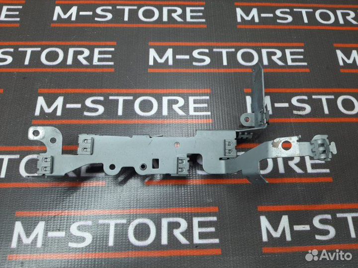 Кронштейн датчика кислорода Mercedes-Benz S-Class