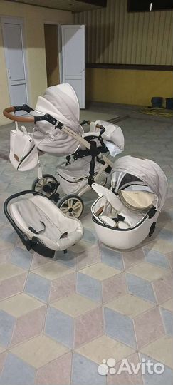 Коляска 3 в 1Comaro б у