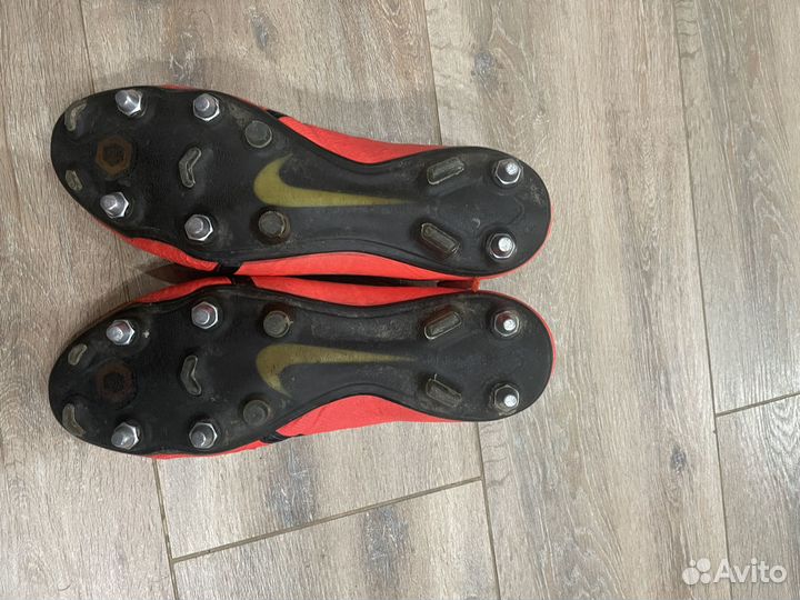 Бутсы Nike Phantom Venom Elite FG
