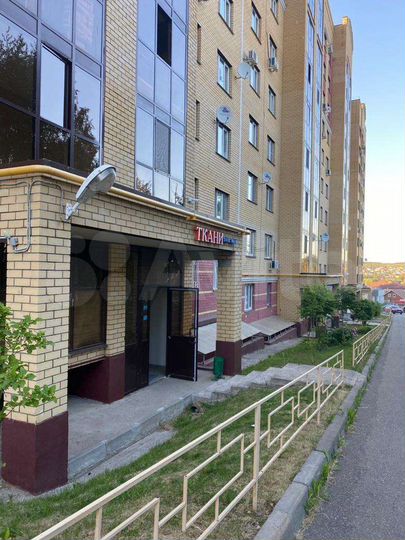 Помещение свободного назначения, 183 м²
