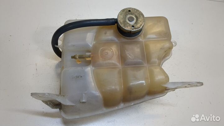 Бачок расширительный Jeep Liberty, 2004