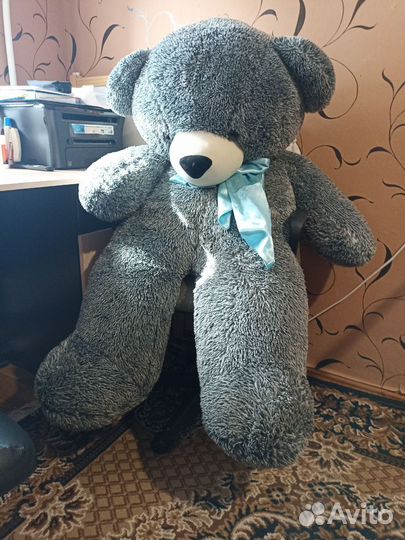 Плюшевый медведь