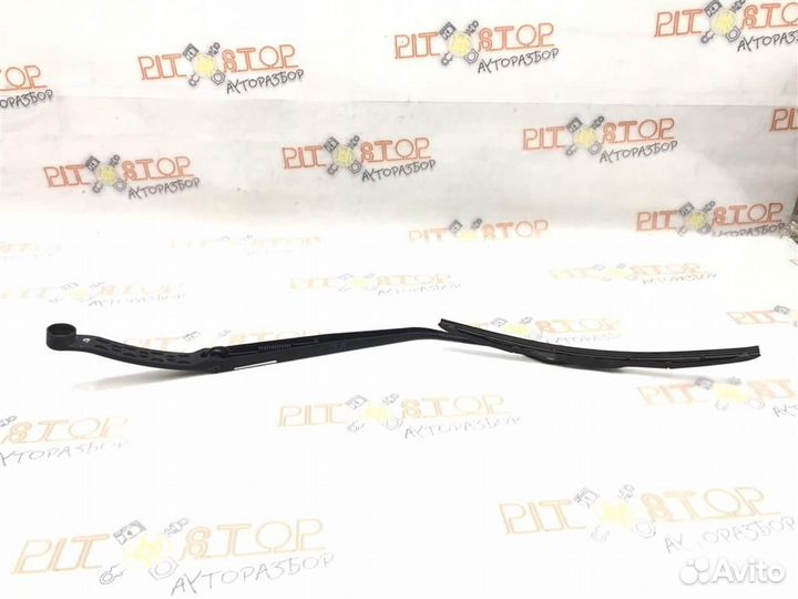 Держатель стеклоочистителя левый Honda Insight (Z