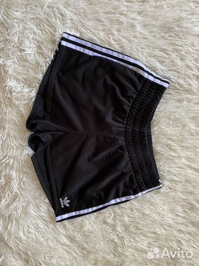 Шорты adidas originals новые