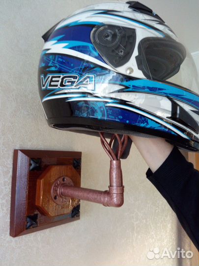 Кастомная стойка для шлема