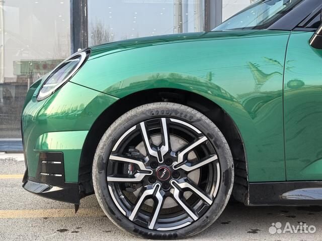 MINI Cooper SE 218 л.с. AT, 2024, 2 100 км