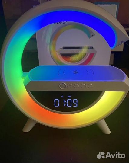 RGB-светильник/колонка/беспроводная зарядка/радио