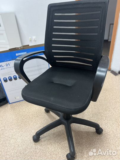 Компьютерное кресло