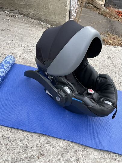 Коляска mima xari 3 в 1