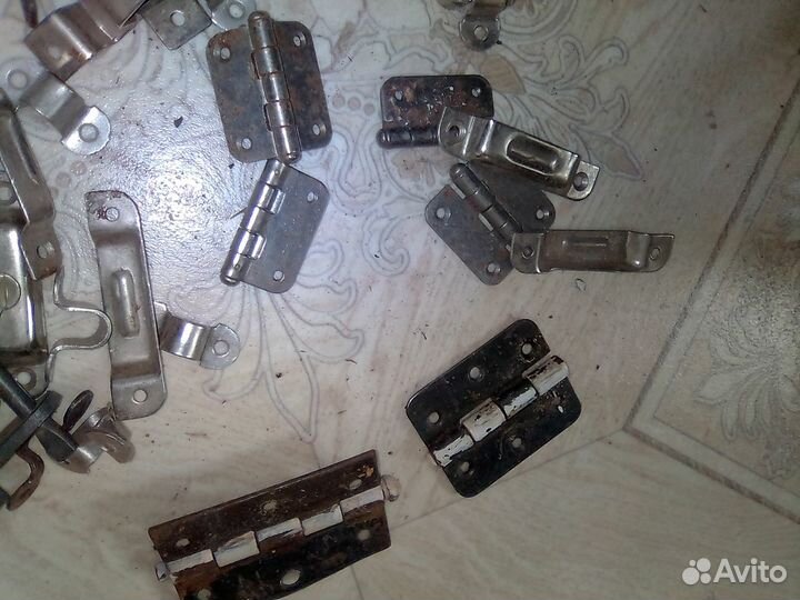 Петли металлические