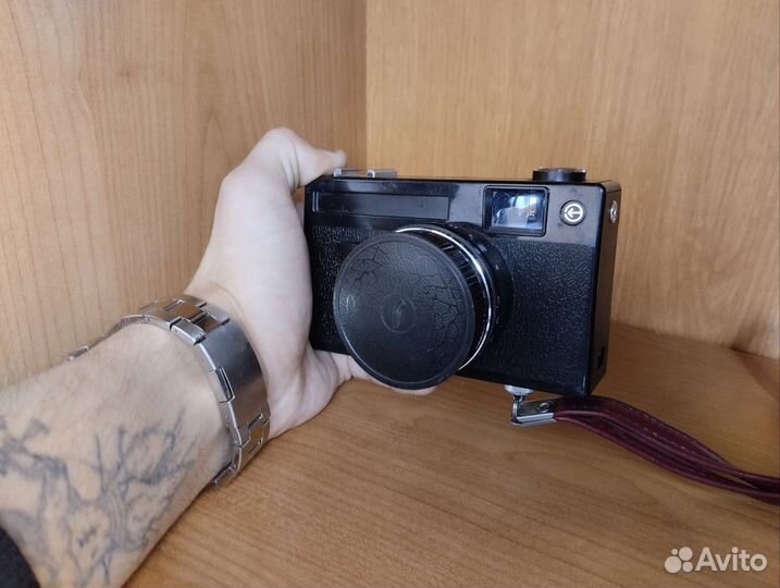 Плёночный фотоаппарат siluet elektro