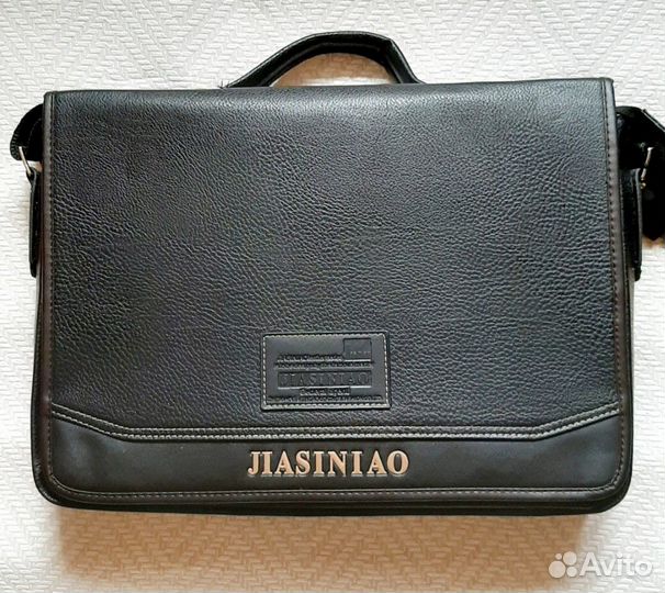 Портфель (прессованная кожа)