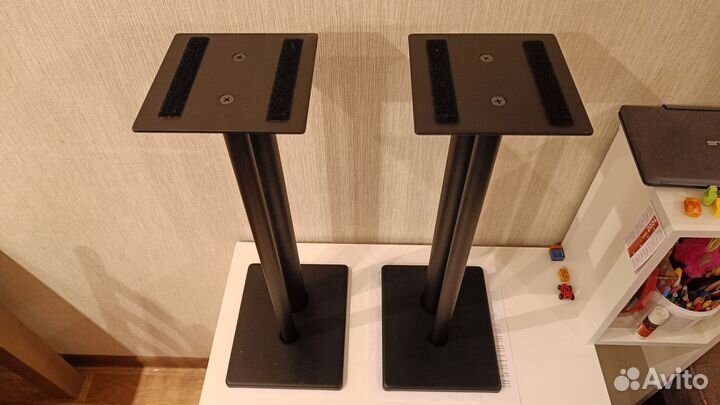 Стойки под акустику