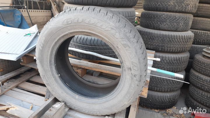 Goodyear Wrangler HP 235/65 R17