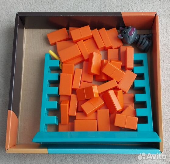 Детская Игра Кошка на стене