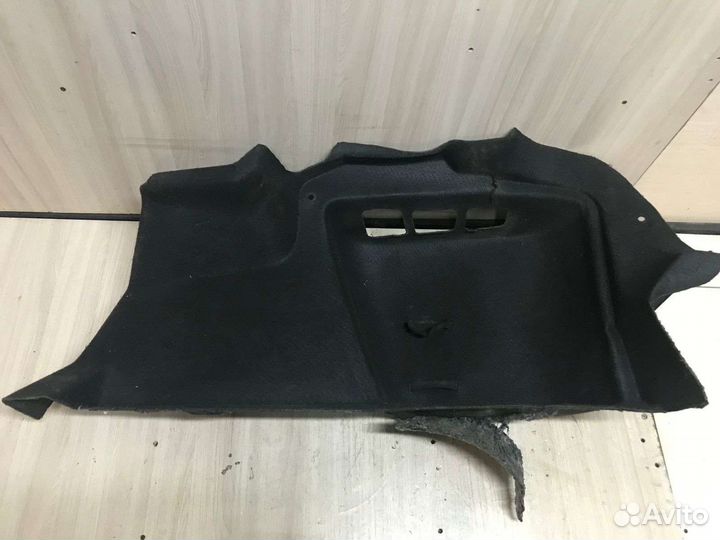 Обшивка багажника правая Peugeot 408