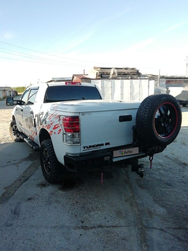 Toyota Tundra: фото владельца