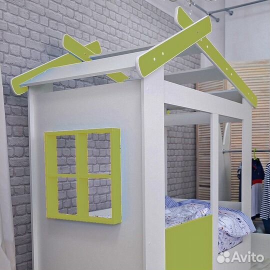 Кровать домик новая