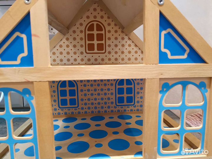Домик кукольный дерево
