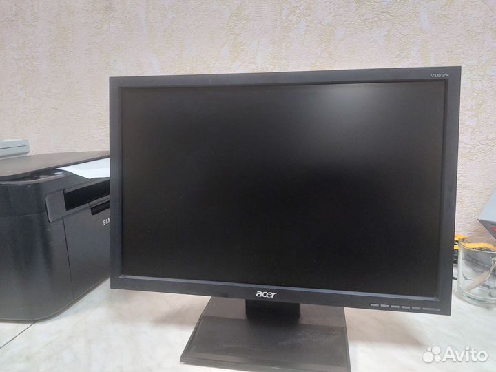 Монитор Acer V193W