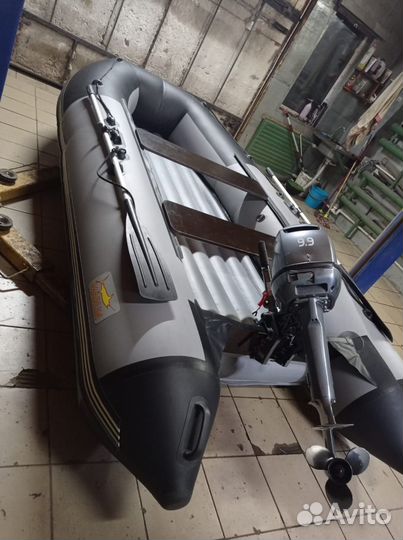 Продам лодку с мотором