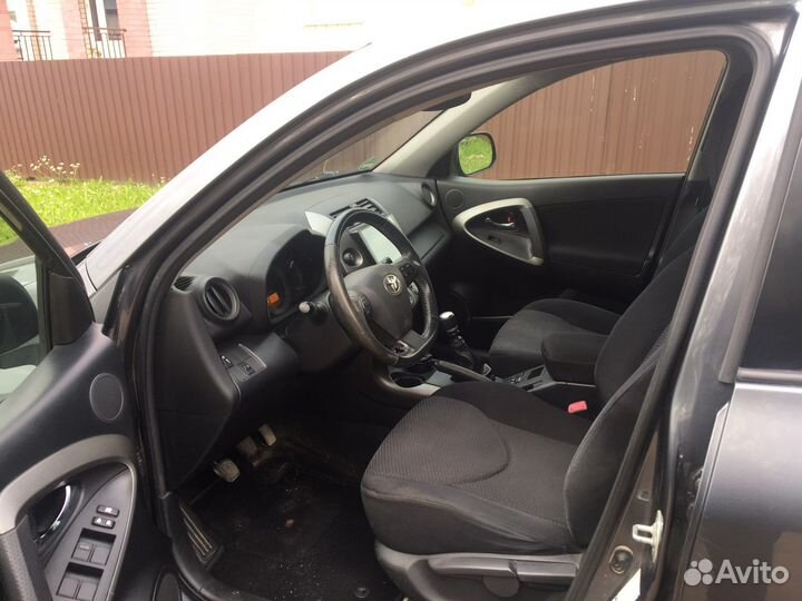 Toyota RAV4 2.2 МТ, 2009, 240 000 км