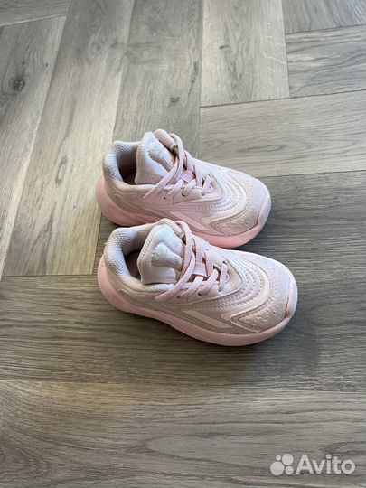 Кроссовки adidas ozelia 21