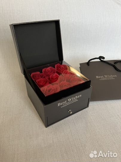 Подарок девушке на 14 февраля и 8 марта