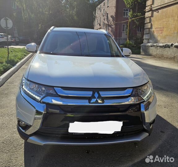 Mitsubishi Outlander 2.0 CVT, 2018, 104 700 км