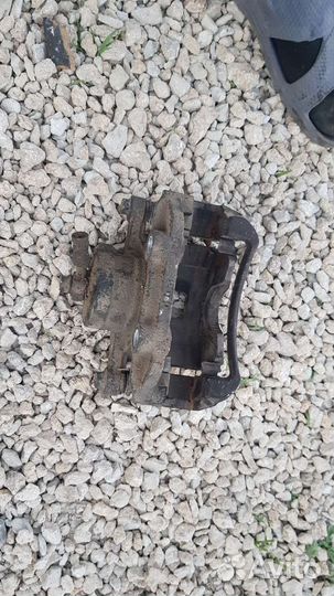 Суппорт тормозной правый daewoo nexia