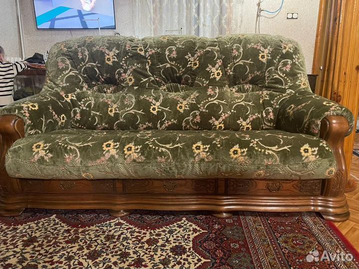 Хол румынский на дубе