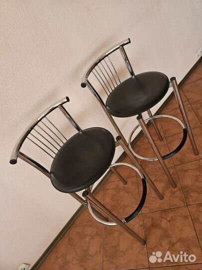 Барный стул