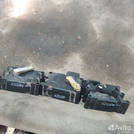 Сервопривод заслонки печки Мазда 6 GG