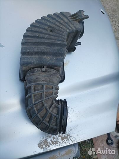 Корпус воздушного фильтра Dodge Intrepid 2