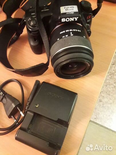 Зеркальный фотоаппарат Sony Alpha SLT-A37 Kit 18-5