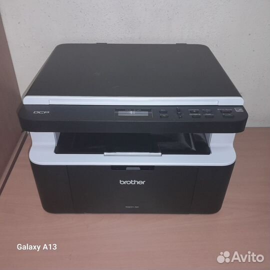 Лазерное мфу Brother DCP-1512r