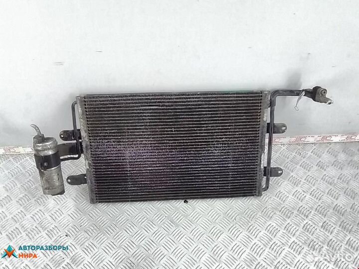 Радиатор кондиционера Volkswagen Bora 2004