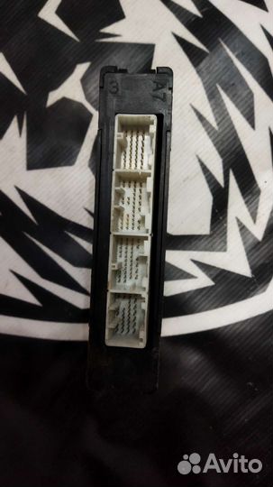 Блок электронный Subaru Forester 22611AL160