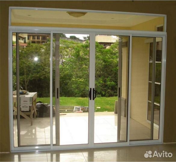 Алюминиевые раздвижные двери купе