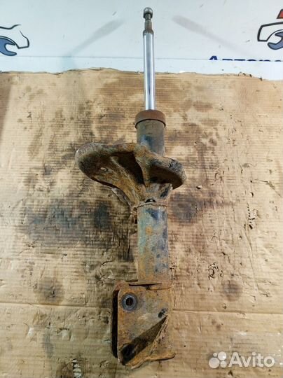 Амортизатор подвески Hyundai Santa Fe