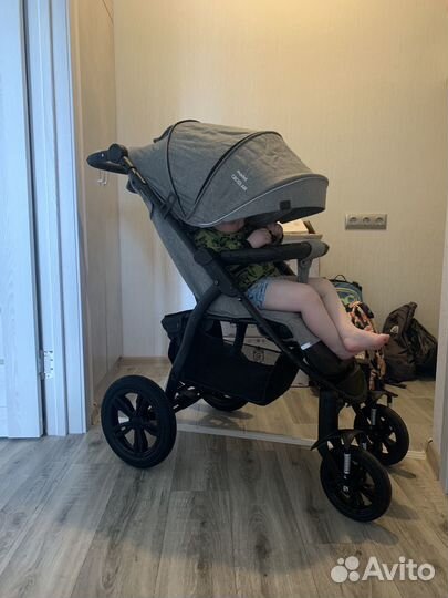 Прогулочная коляска bubago cross air