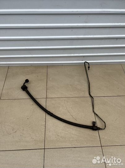 Трубка гур Hyundai Elantra 3 XD