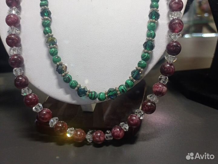 Бусы из натуральных камней