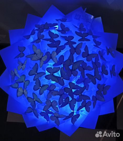 Букет из 45 бабочек