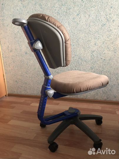 Детское растущее кресло Бюрократ