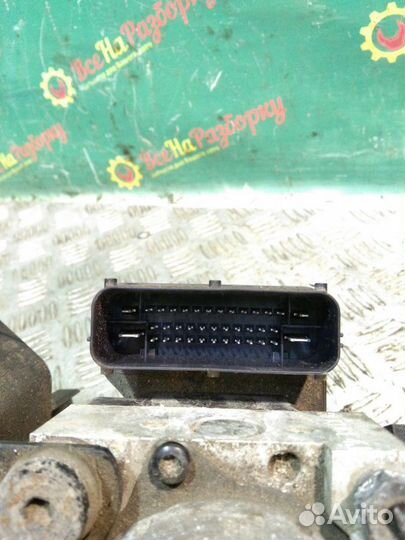 Блок abs (насос) Chevrolet Aveo T300 седан 1.6
