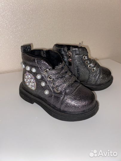 Ботинки для девочки 22