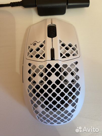 SteelSeries Aerox 3 Wireless 2022 Edition Snow