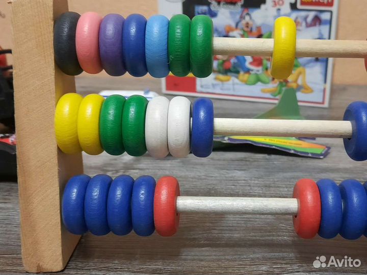 Пазл Disney, деревянные счеты и др игрушки